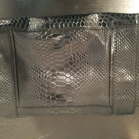 Vintage Calvin Klein SnakeSkin Bag - Picture 4 of 9